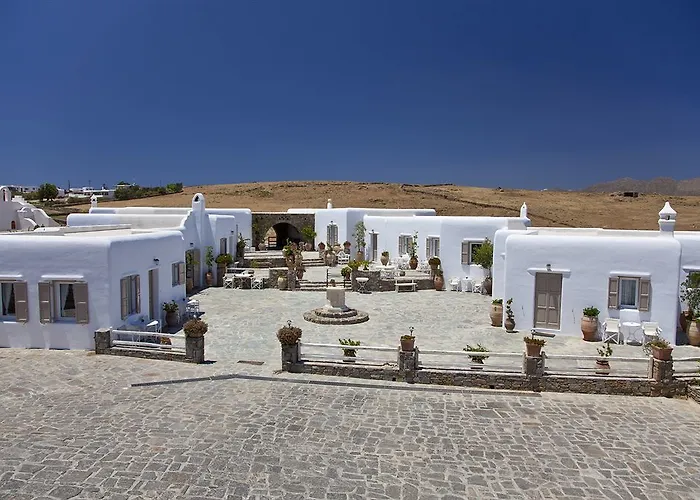 Eleni\'S Village Suites