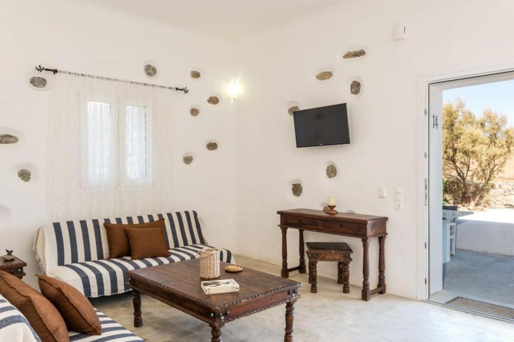 Eleni's Village Apartmán *