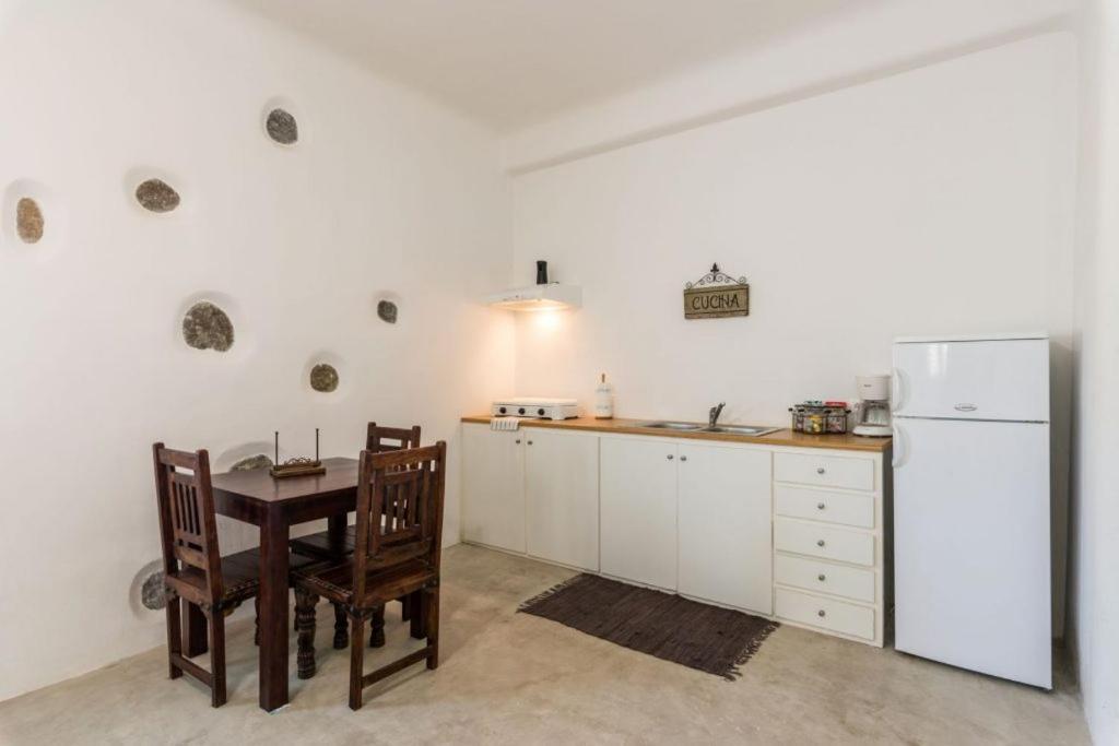 Eleni's Village Apartmán Klouvas